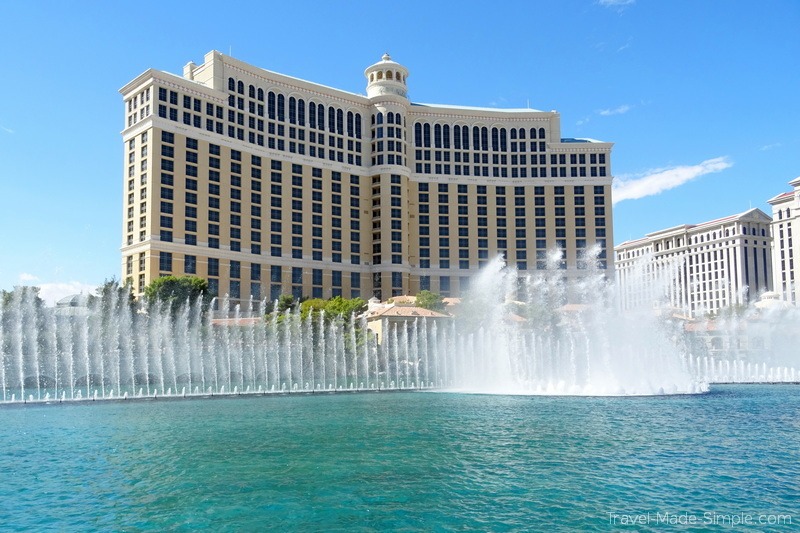 USA road trip itineraries - Vegas Bellagio fountains