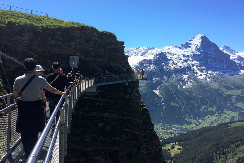 5 days in Switzerland itinerary Bernese Oberland First Cliff Walk